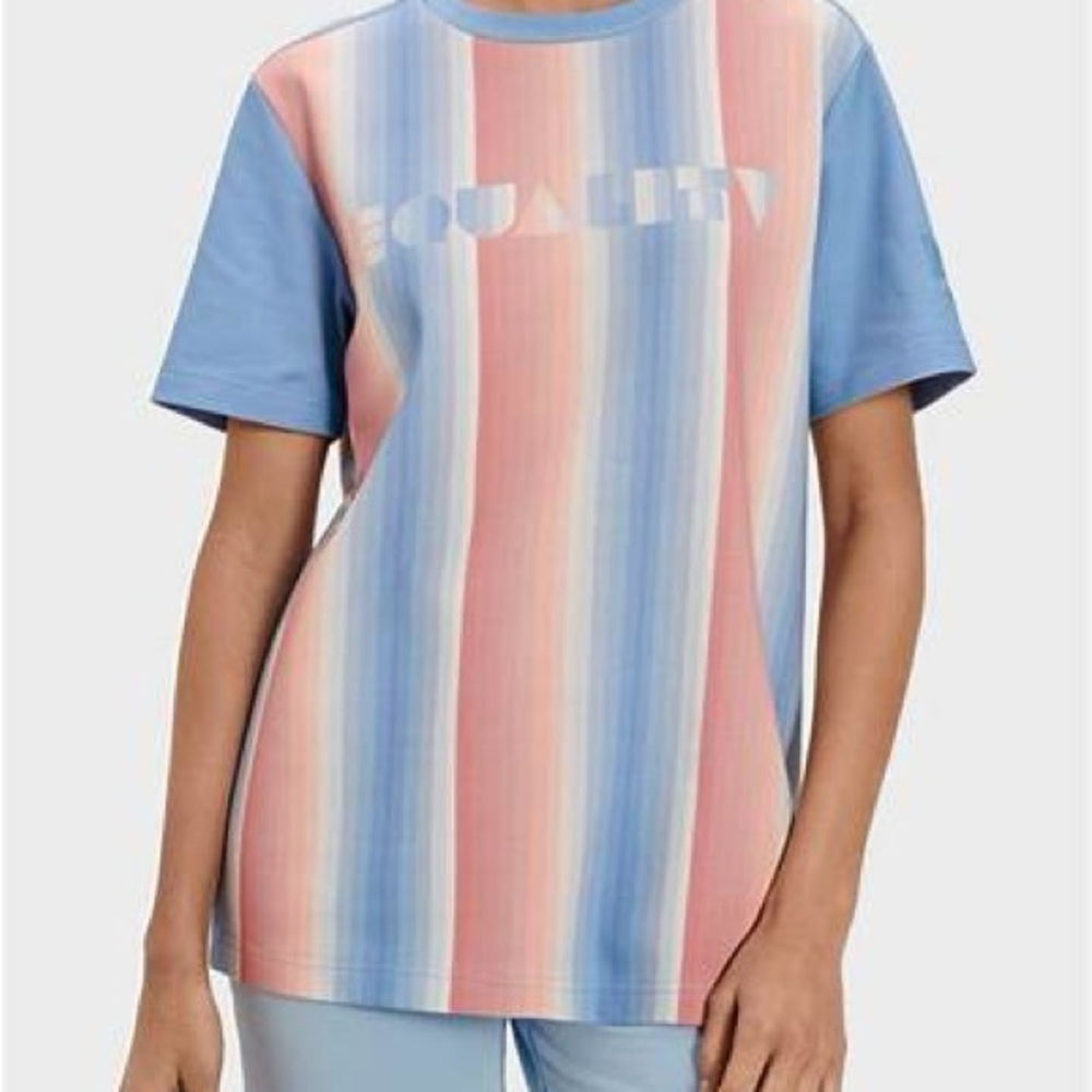 NWT UGG U Pride Logo Tee